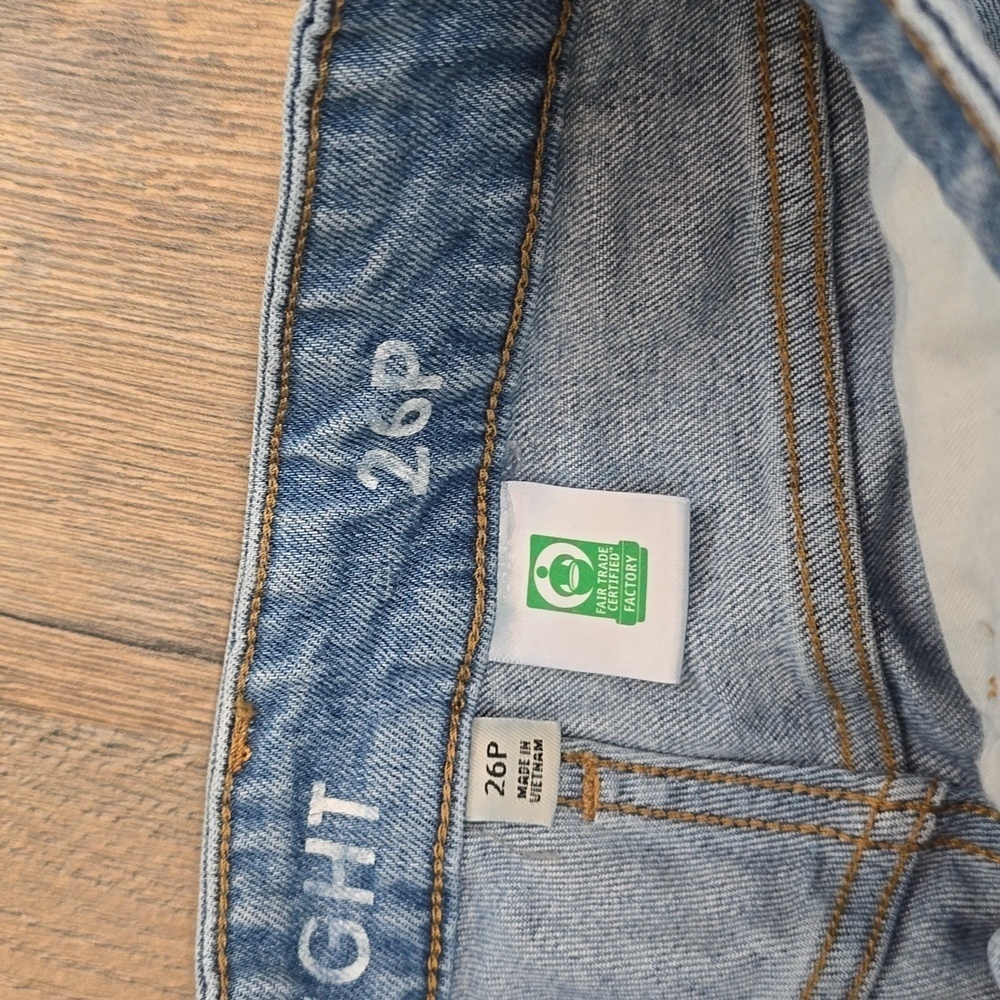 J. CREW Classic Straight Cropped Denim Jeans| Size 26P - Picture 7 of 11